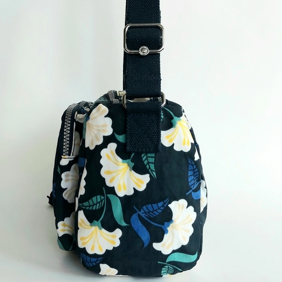 🐒Kipling Classic Nylon Messenger Crossbody Bag in Navy Floral - Picture 6 of 13